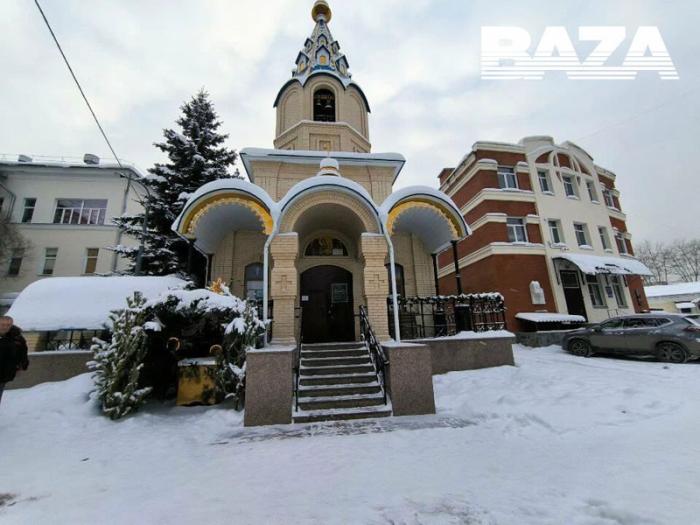 В Челябинске мужчина с ножом напал на храм: двое пострадавших | Нападение на храм в Челябинске: мужчина с ножом ранил двух женщин В Челябинске мужчина с ножом напал на храм: двое пострадавших | Нападение на храм в Челябинске: мужчина с ножом ранил двух женщин