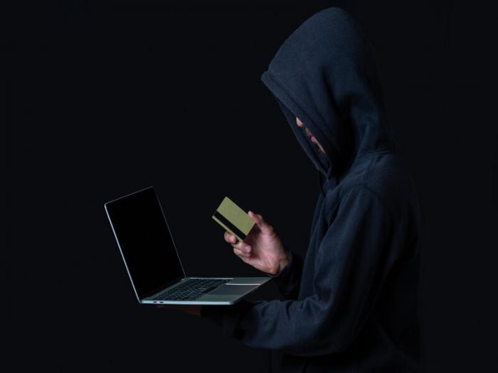 Челябинская бизнесвумен лишилась 22 млн рублей после разговора с мошенниками