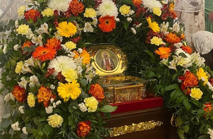 В Челябинск привезли ковчег с мощами патриарха Тихона