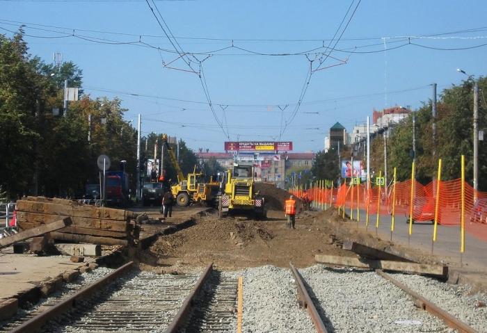 На улице Кирова в Челябинске ограничат движение транспорта