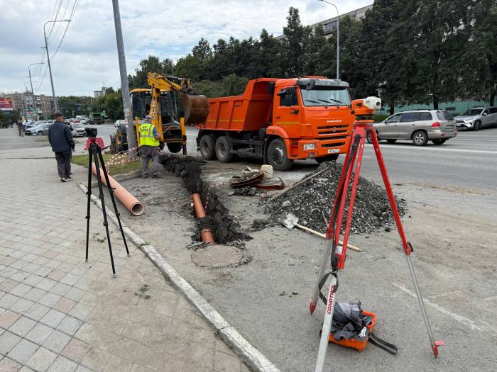 В Челябинске после подтоплений создают дополнительные отводы воды 