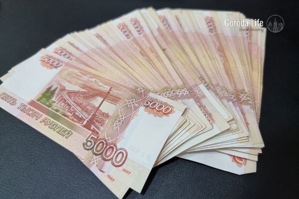 Директор челябинской фирмы задолжал сотрудникам 5,9 млн рублей