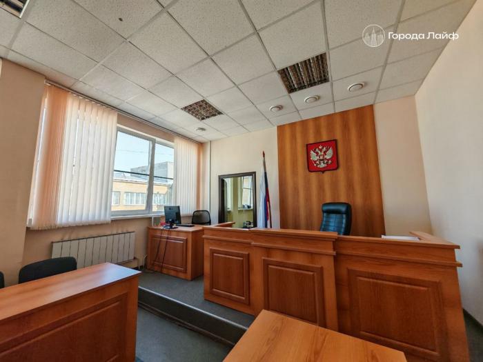 В Челябинске осужден бывший сотрудник УМВД за получение взятки в крупном размере